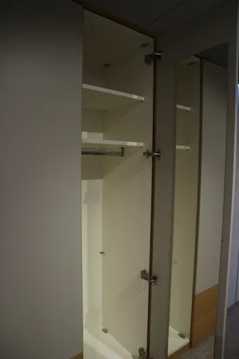 Drehtürenschrank LS23 Mat200